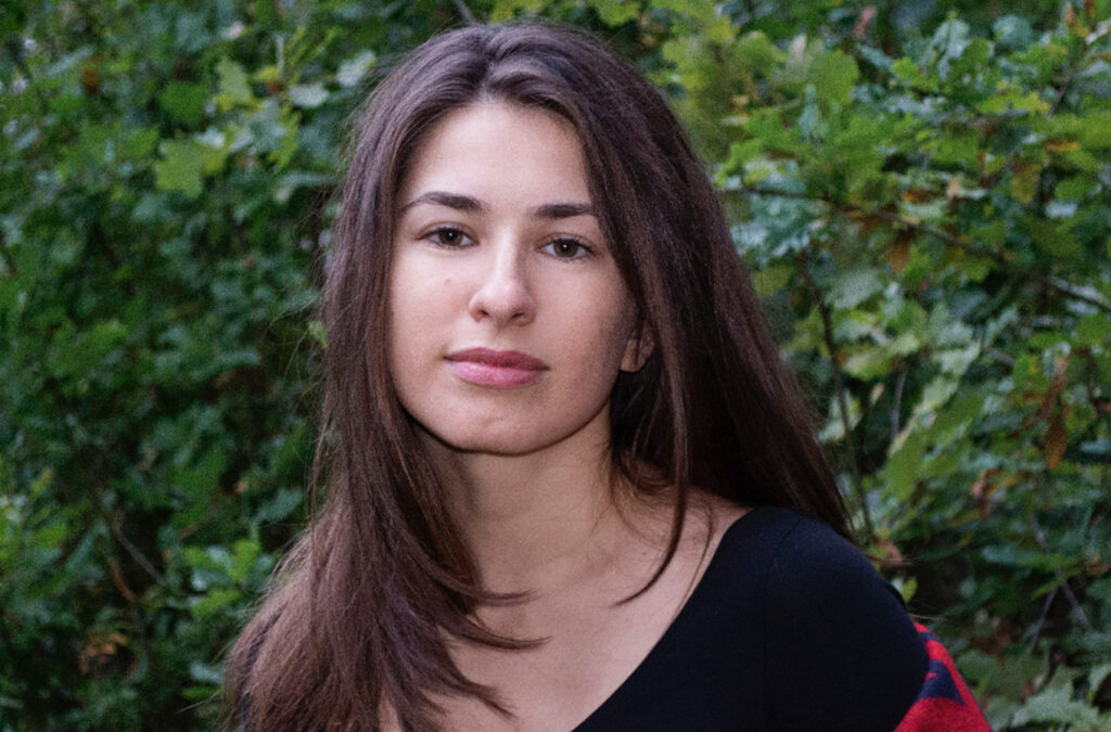 headshot of Melani De Luca